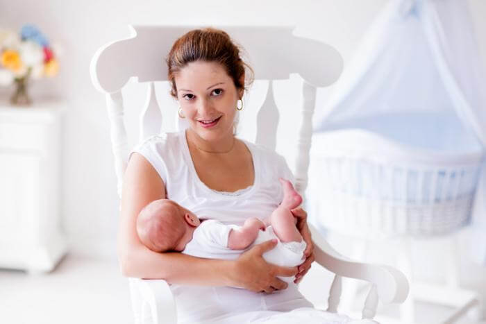 Сонник кормить ребенка грудным молоком беременной