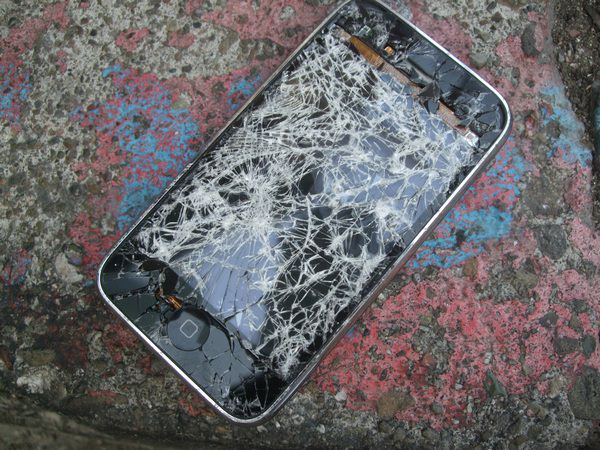 К чему снится разбитый телефон: сонник, мобильный, украли, новый ...