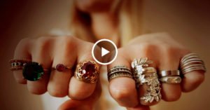 К чему снится кольцо на пальце или перстень с драгоценным камнем: толкования разных сонников